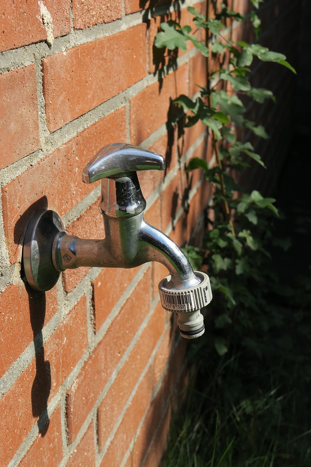 Masonry gardena garden hose