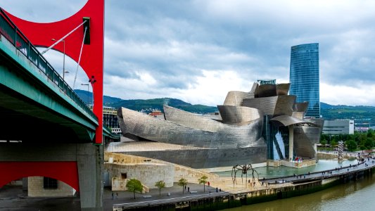 Guggenheim Bilbao photo