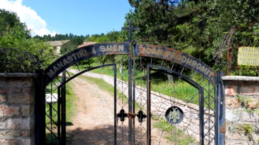 Manastiri I Shen Prodhromit