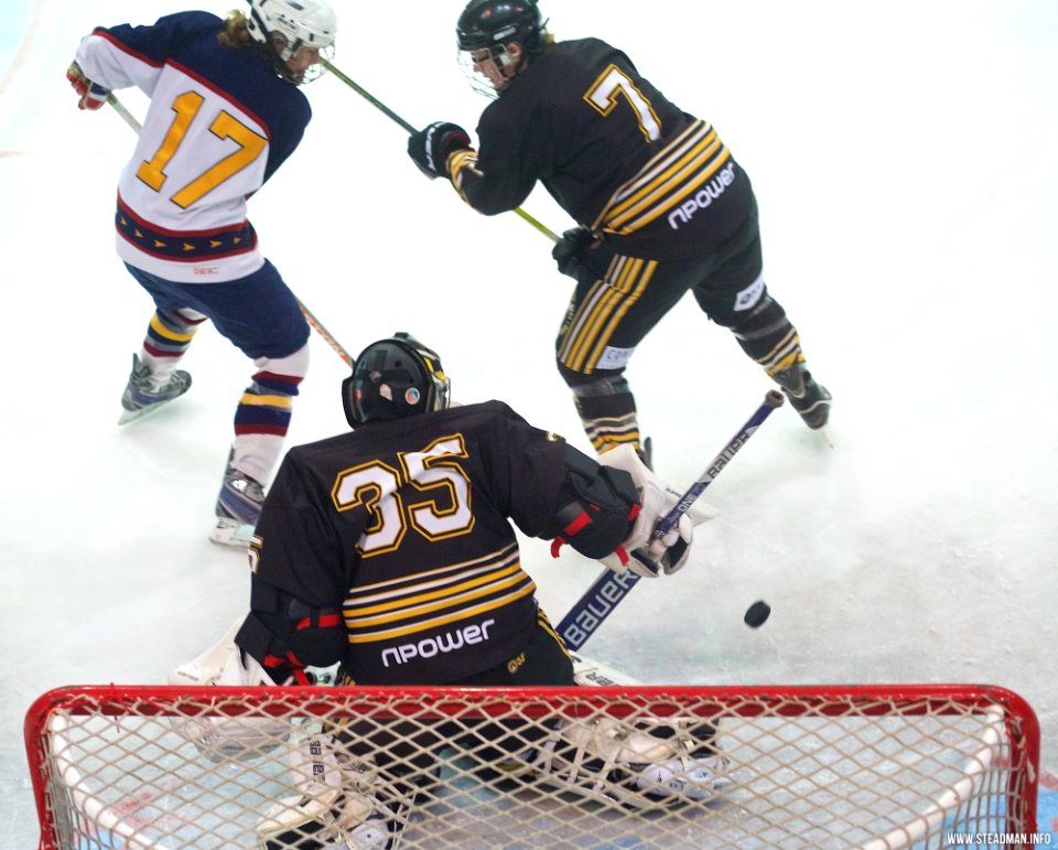 Ice Hockey - Guildford Lightning Vs Bracknell Queen Bees