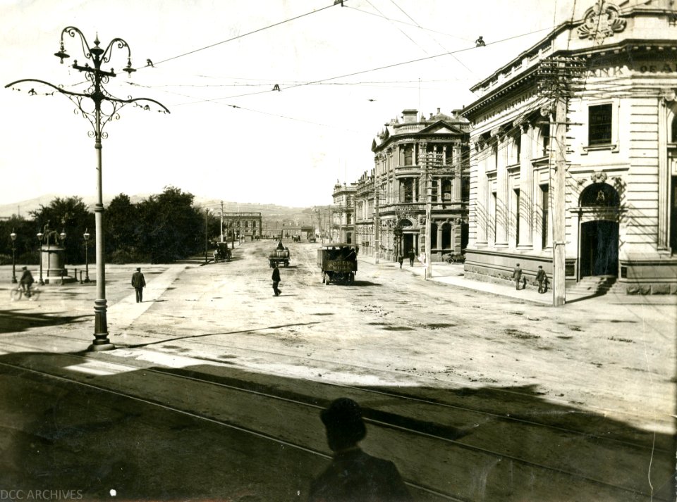 Lower Rattray Street Looking Towards Wharf c1915