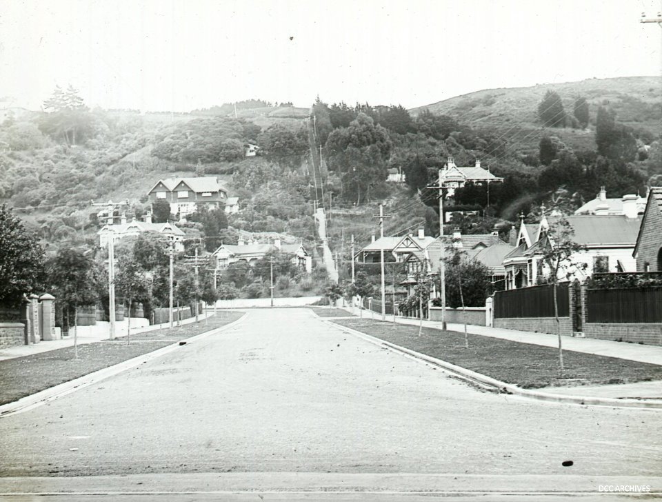 Valpy Street, St Clair photo