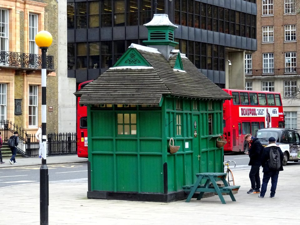 CABMEN'S SHELTER Russell Square WC1 - Western Corner (relocated to here from Leicester Square)