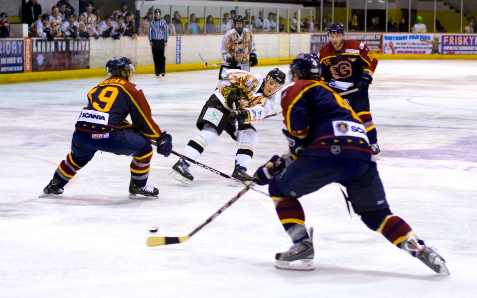 Guildford Flames At Milton Keynes Lightning