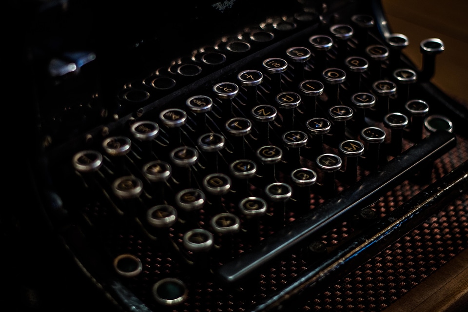 Keyboard vintage old