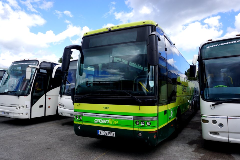 YJ58FHY New Enterprise Coaches Arriva Tonbridge