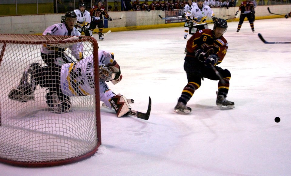 Guildford Flames at Milton Keynes