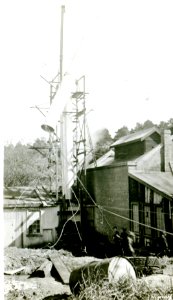 Steel Chimney erected for the Roslyn Tramway Sheds, October 1938