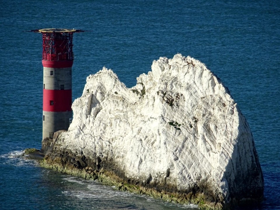 THE NEEDLES LIGHTHOUSE