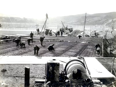 Anzac Avenue Bridge construction, 1925