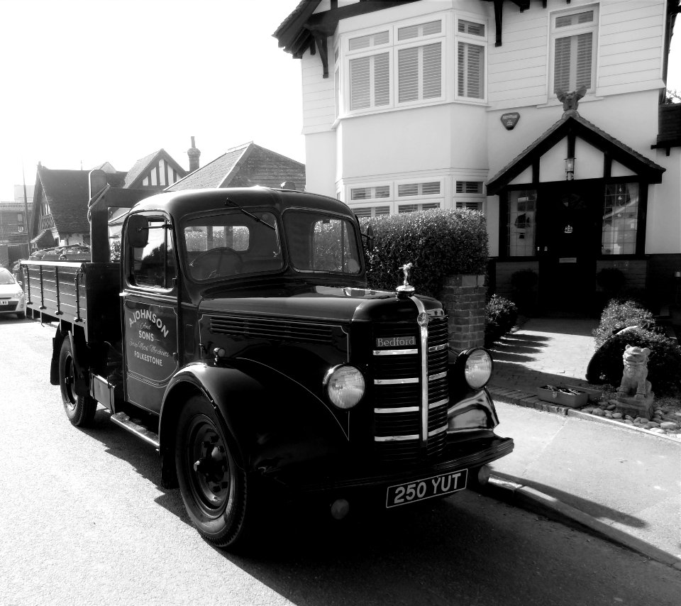 250YUT 1948 BEDFORD
