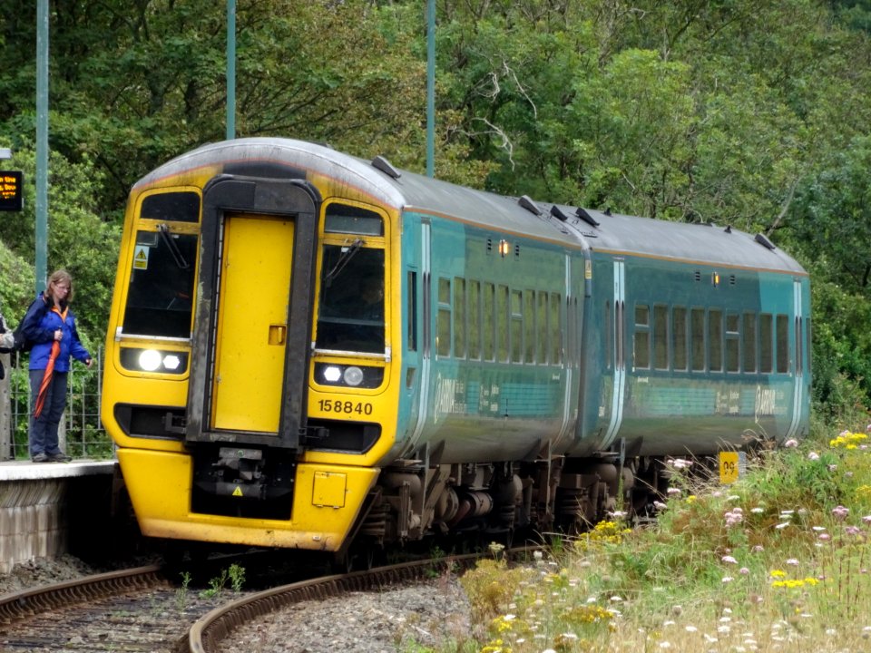 BARMOUTH ESTUARY TRAINS