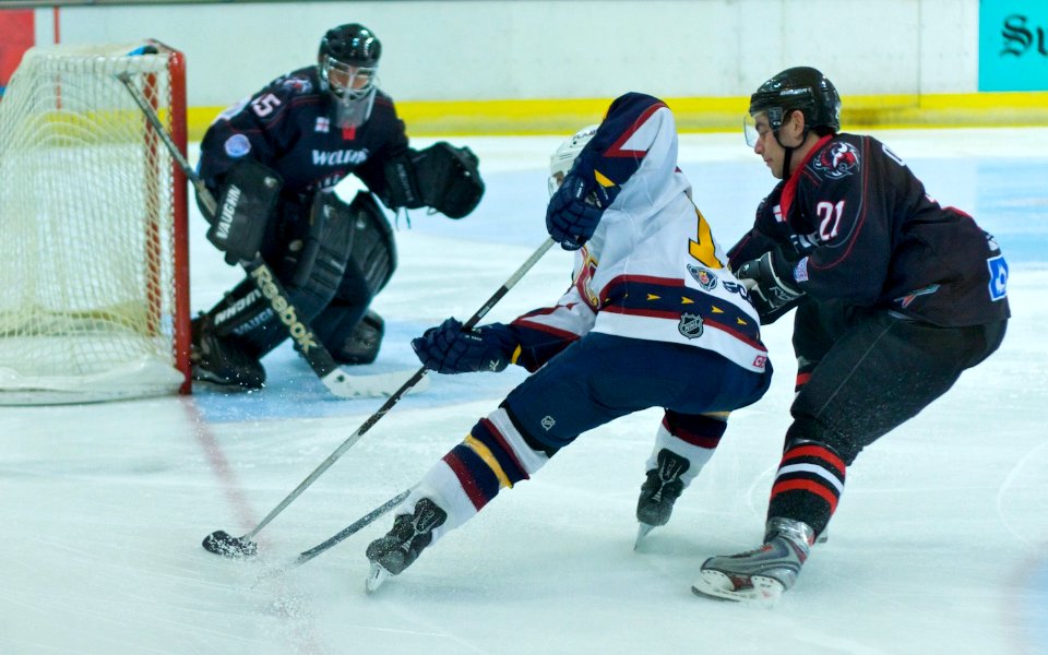 Guildford Flames Vs Basingstoke Bison