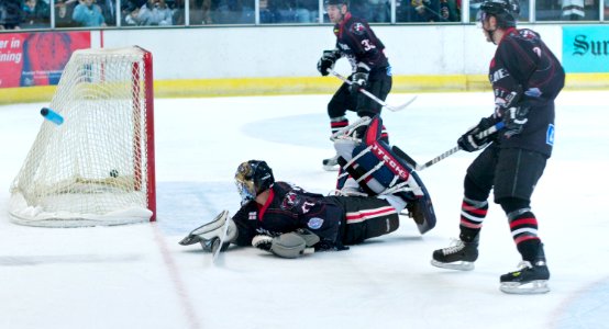 Guildford Flames Vs Basingstoke Bison