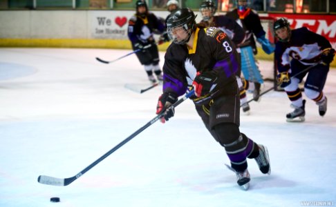 Ice Hockey - Guildford Lightning Vs Milton Keynes Falcons