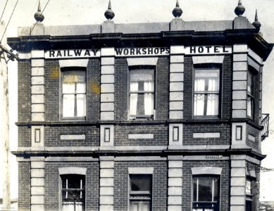 Railway Workshops Hotel, corner Cargill and Cutten Street, Caversham, 1922