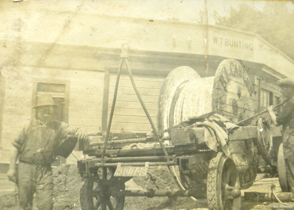 Cable Laying - corner Taier and Helensburgh Road, c1920