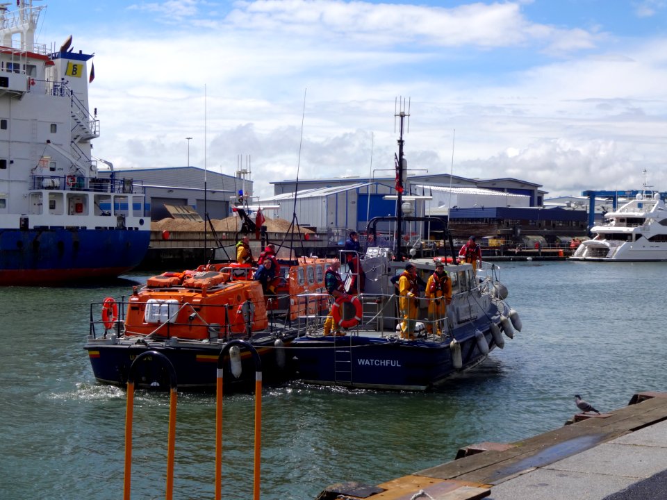 RNLI BOAT RESCUE POOLE photo