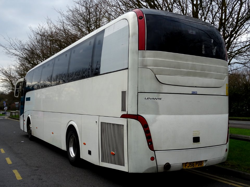 FJ65PDO 2863 NEW ENTERPRISE COACHES TONBRIDGE