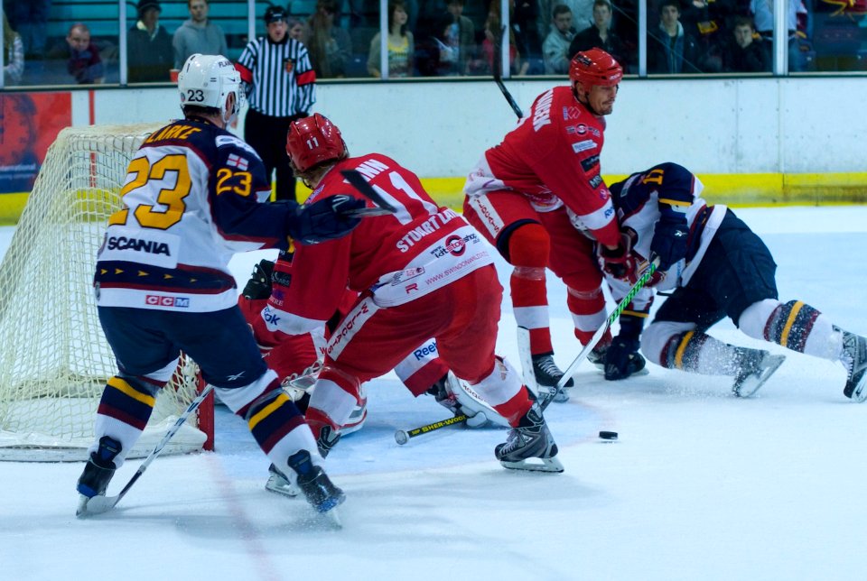 Guildford Flames vs Swindon Wildcats