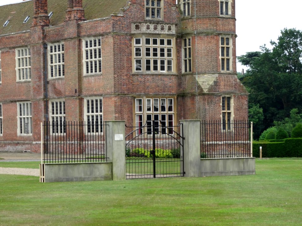 CBBC HETTY FEATHER LOCATION