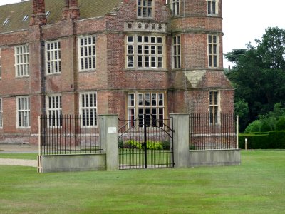 CBBC HETTY FEATHER LOCATION