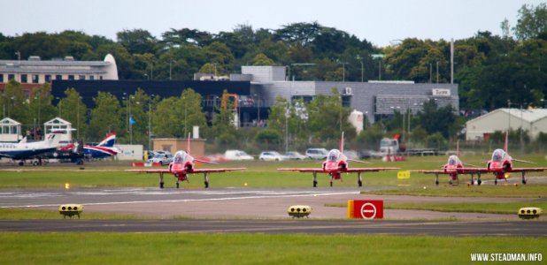 Farnborough Airshow - Red Arrows