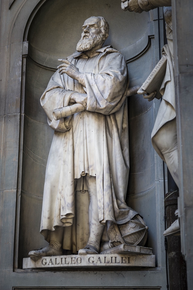 Italy monument astronomer photo