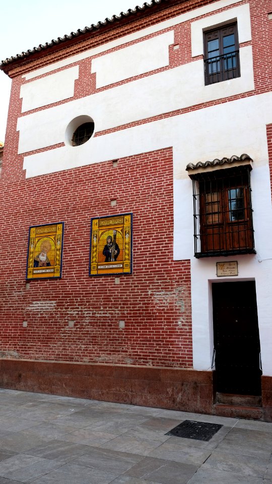 Parroquia de los Santos Mártires Ciriaco y Paula