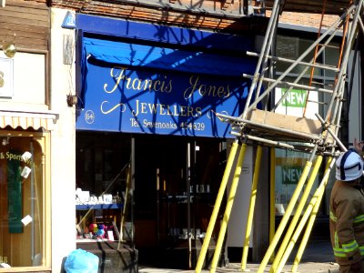 HIGH STREET SEVENOAKS KENT SCAFFOLDING HIT BY HGV