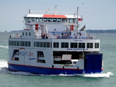 MV WIGHT SUN PORTSMOUTH FISHBOURNE RELIEF SHIP