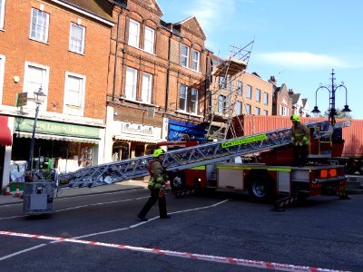 HIGH STREET SEVENOAKS KENT SCAFFOLDING HIT BY HGV