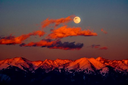 Full Moon Rising over Blanca Peak (Sisnaajini) photo