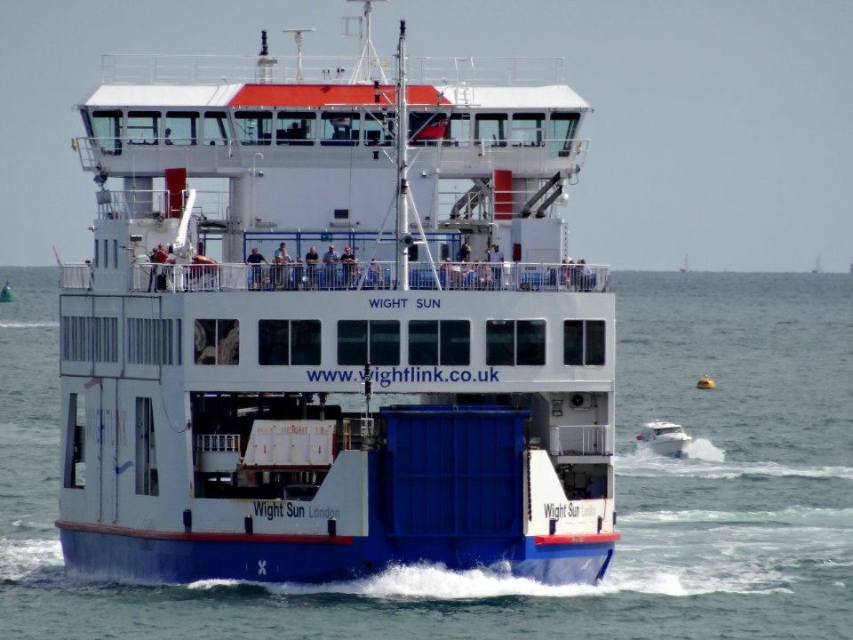 MV WIGHT SUN PORTSMOUTH FISHBOURNE RELIEF SHIP
