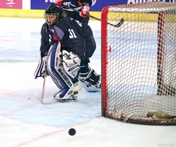 Ice Hockey - Guildford Lightning Vs Slough Phantoms