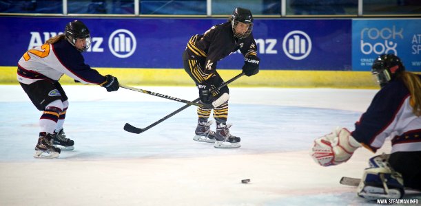 Ice Hockey - Guildford Lightning Vs Bracknell Queen Bees