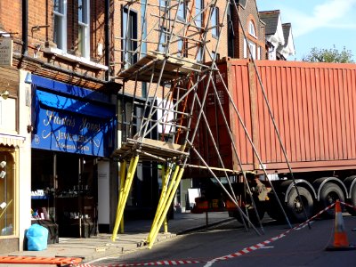 HIGH STREET SEVENOAKS KENT SCAFFOLDING HIT BY HGV