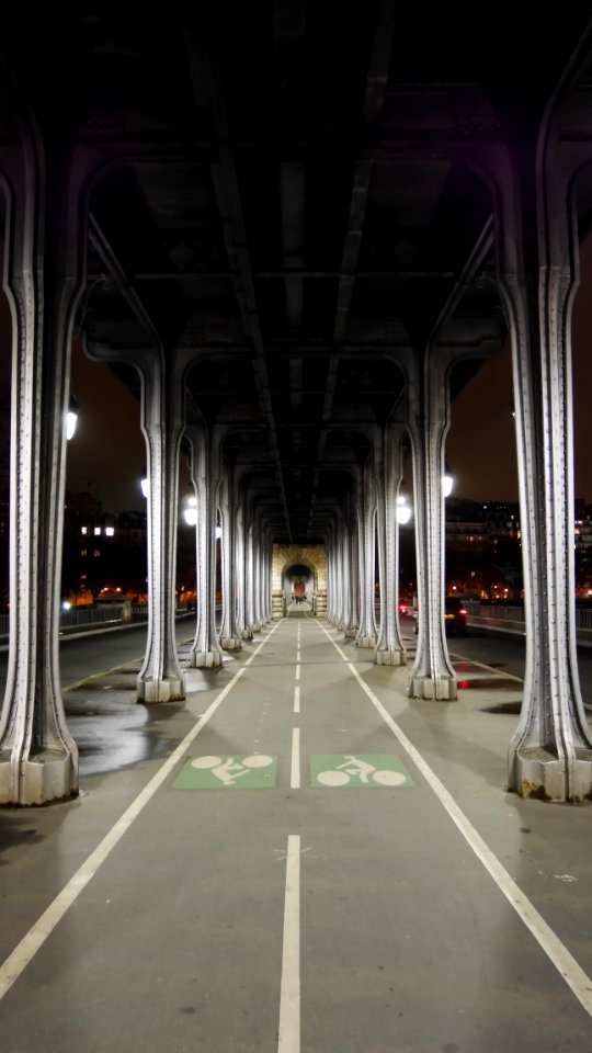 Pont de Bir-Hakeim
