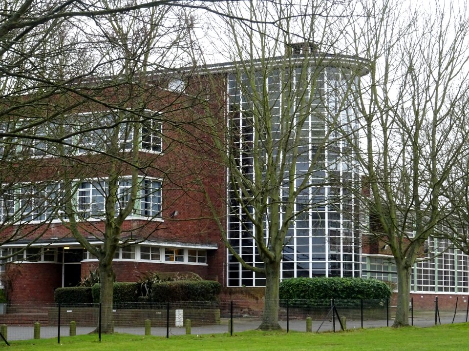 ART DECO SCHOOL