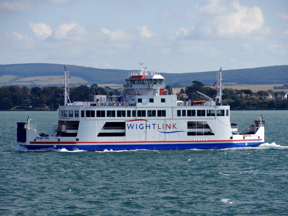 WIGHT SKY LYMINGTON YARMOUTH
