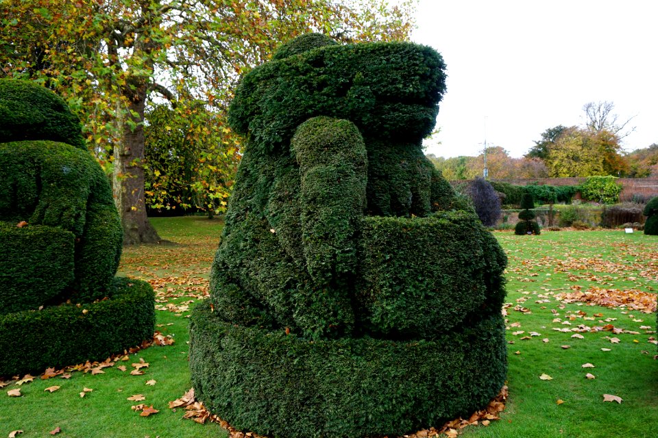 Hall Place Bexley Kent England Topiary