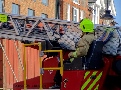 HIGH STREET SEVENOAKS KENT SCAFFOLDING HIT BY HGV