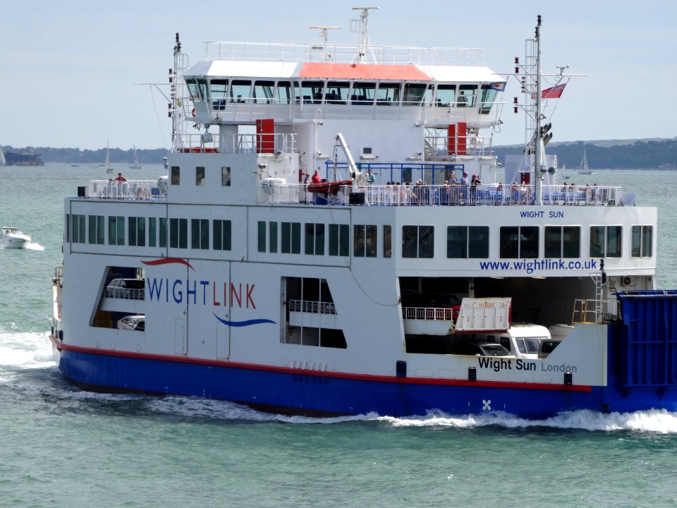 MV WIGHT SUN PORTSMOUTH FISHBOURNE RELIEF SHIP