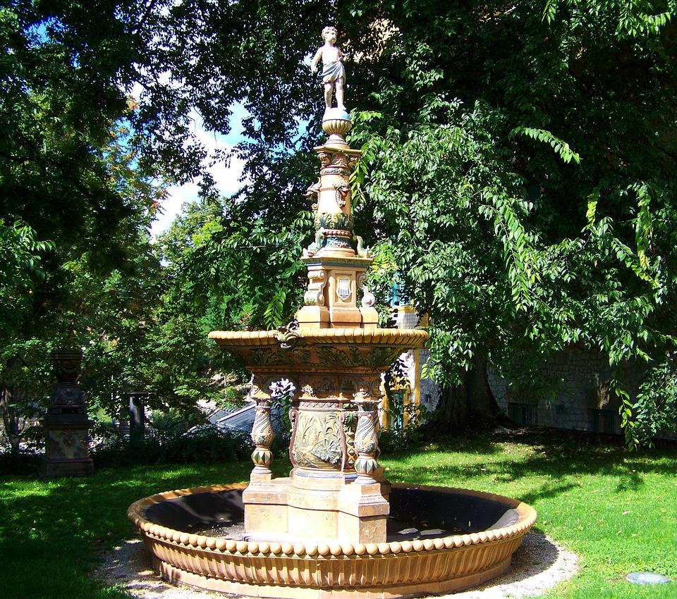 Zsolnay fountain zsolnay cultural quarter pecs