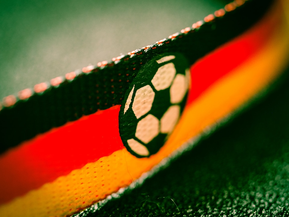 Football band unhänger