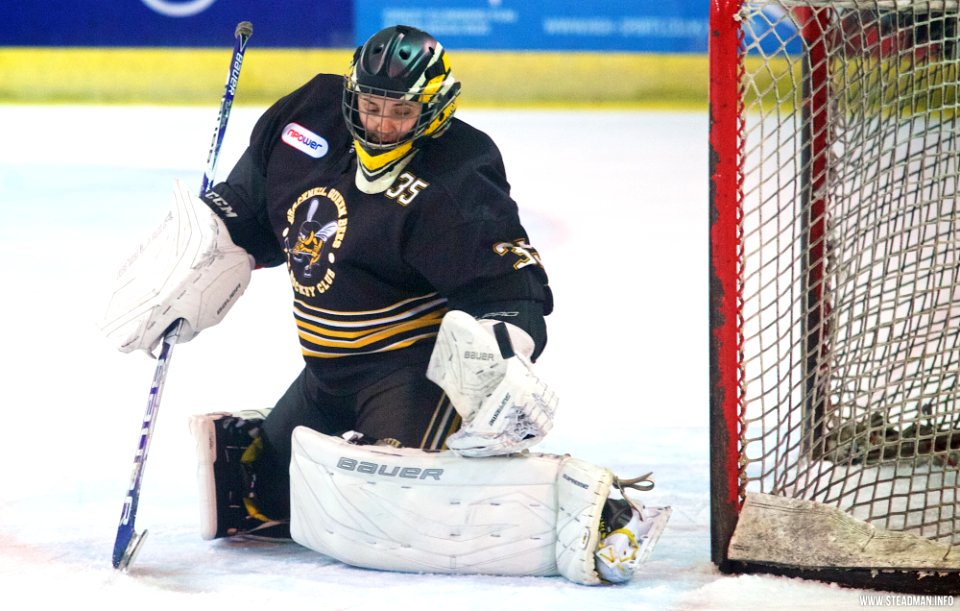 Ice Hockey - Guildford Lightning Vs Bracknell Queen Bees