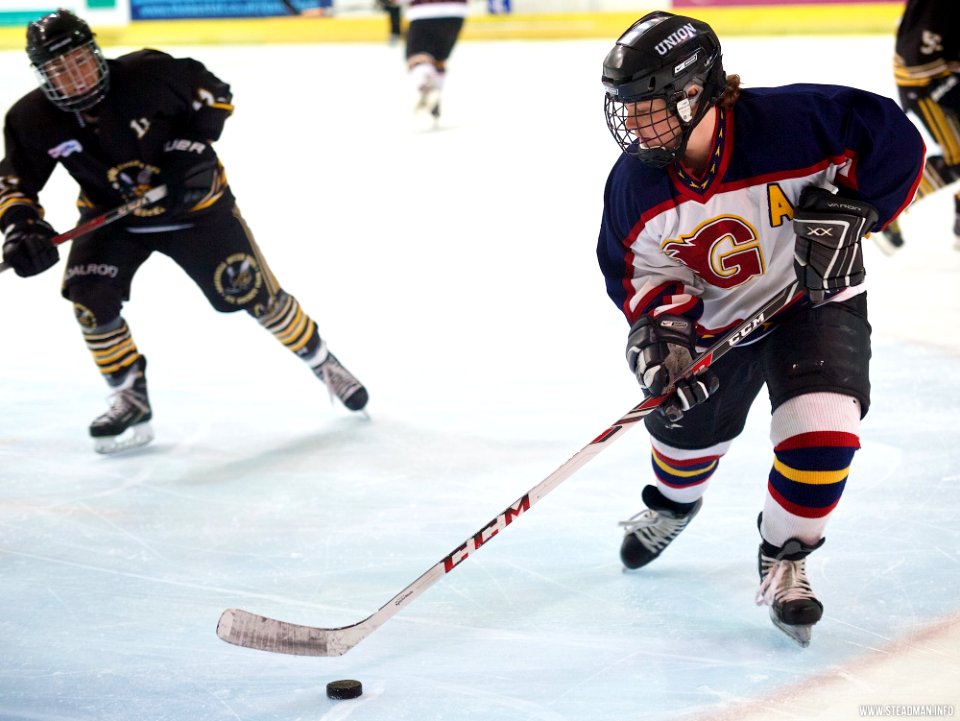 Ice Hockey - Guildford Lightning Vs Bracknell Queen Bees