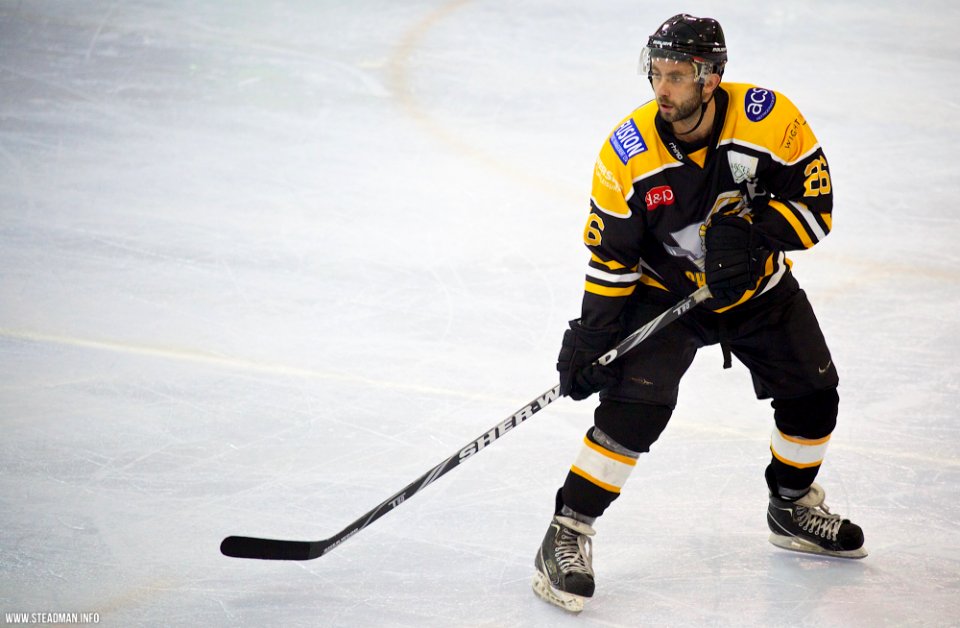 Ice Hockey - Bracknell Bees Vs Chelmsford Chieftains