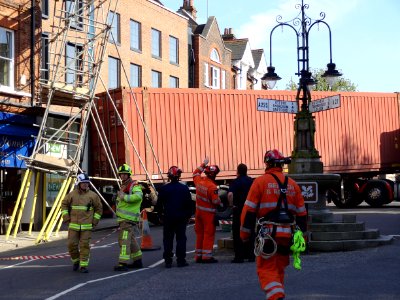 HIGH STREET SEVENOAKS KENT SCAFFOLDING HIT BY HGV