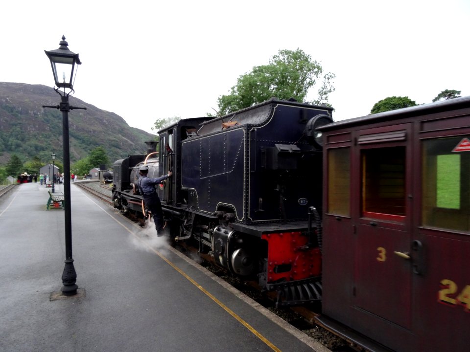 WELSH HIGHLAND RAILWAY BEDDGELERT STATION